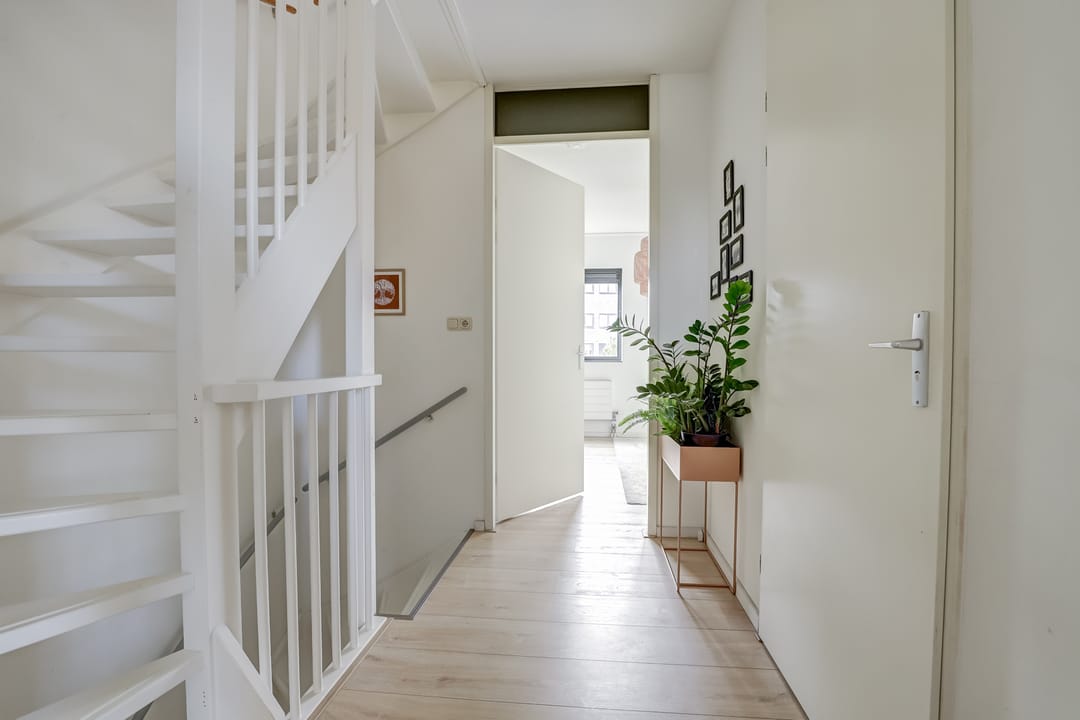 Photo 13 of Hoornplantsoen 30