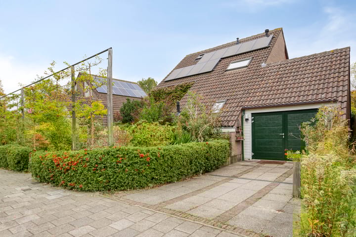 Photo 2 of Kruitmolenlaan 9