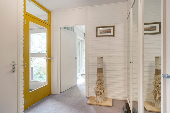 Photo 4 of Kruitmolenlaan 9