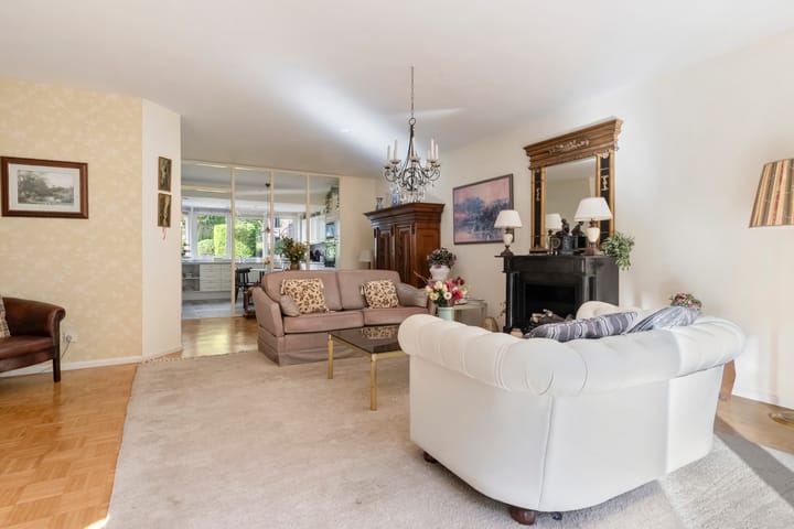 Photo 10 of Brederodelaan 51-A