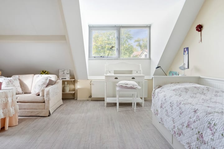 Photo 34 of Brederodelaan 51-A