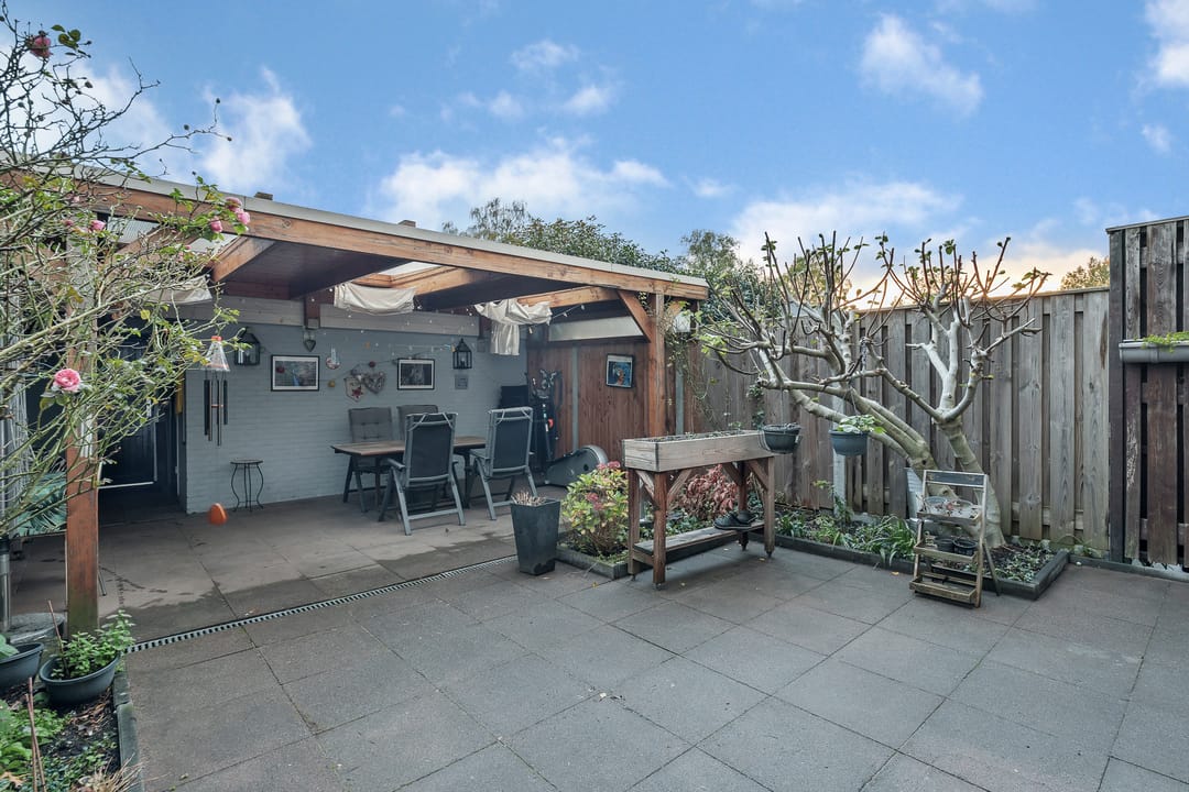 Foto 37 van E. du Perronstraat 7