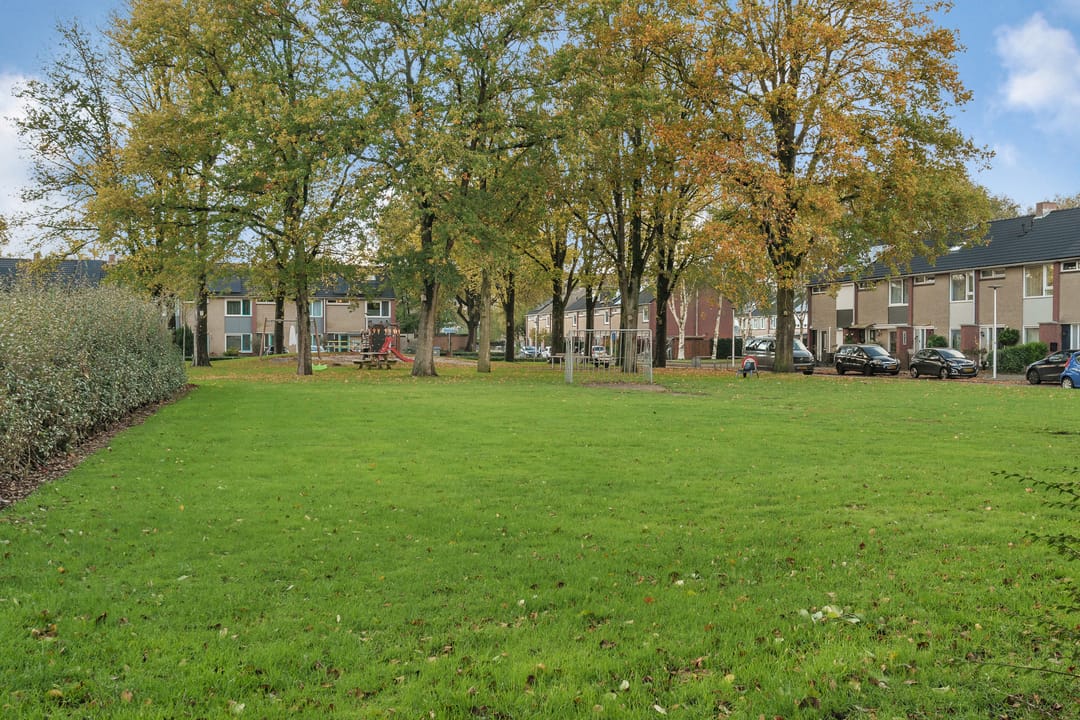 Foto 38 van E. du Perronstraat 7