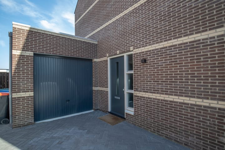 Photo 12 of Rietkamer 8