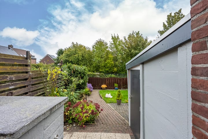 Photo 19 of Locht 137