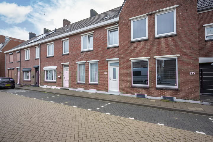 Photo 23 of Locht 137