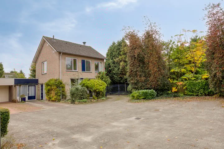 Photo 4 of Oranje-Nassaulaan 207