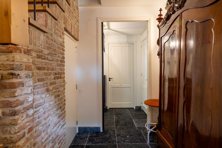 Photo 7 of Julianastraat 36