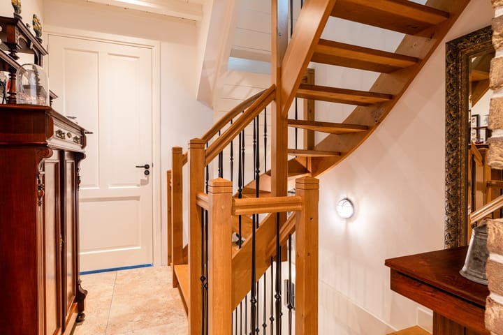 Photo 8 of Julianastraat 36