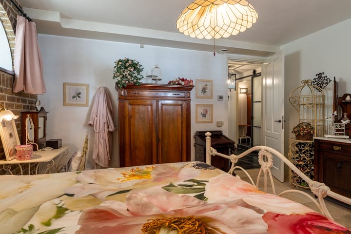 Photo 23 of Julianastraat 36