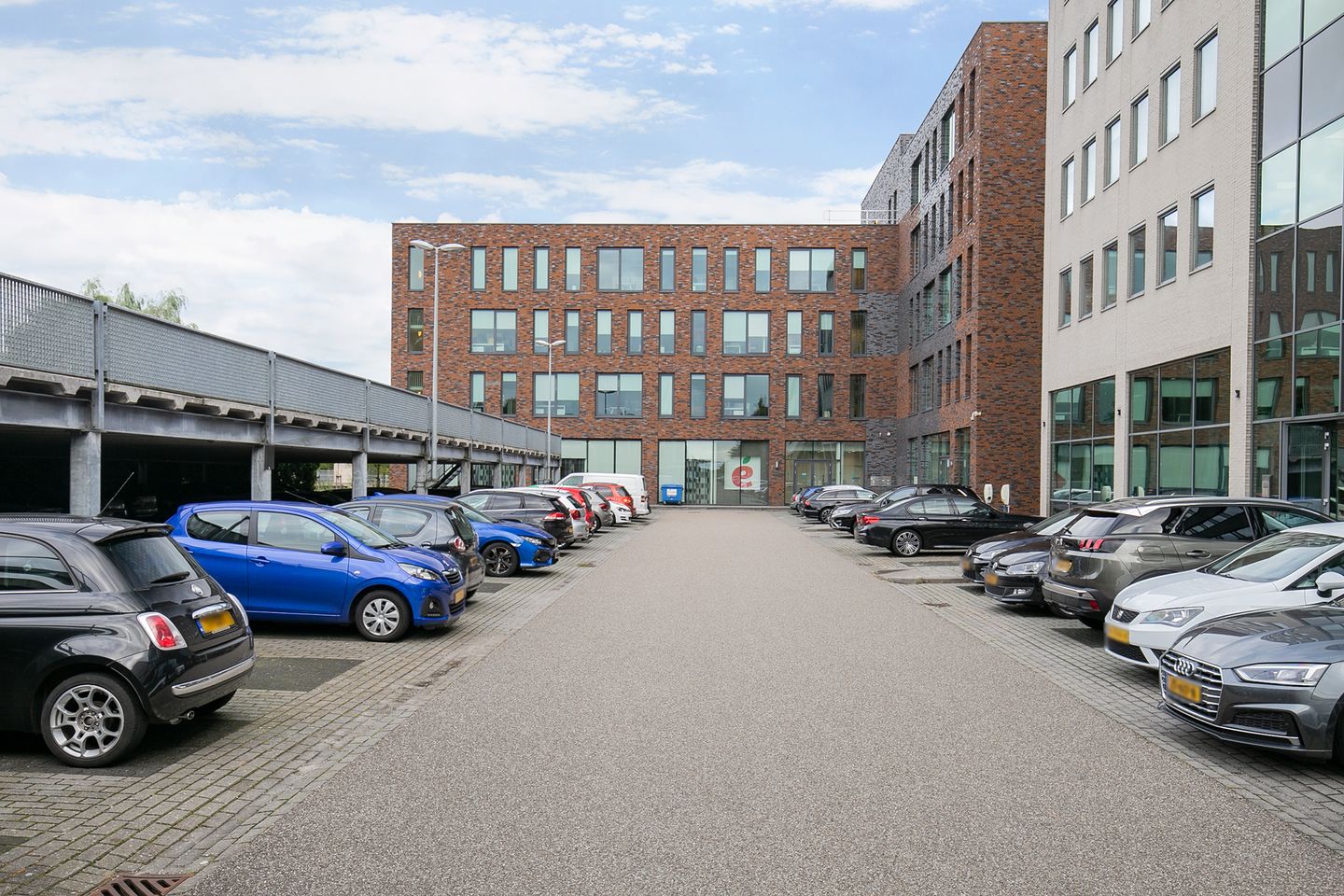 View photo 3 of Abe Lenstra boulevard 4