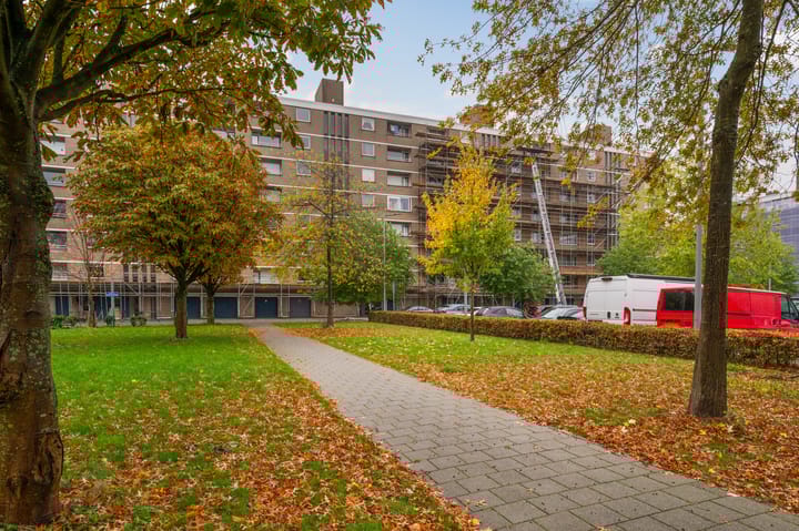 Foto 5 van Edmond Hellenraadstraat 57