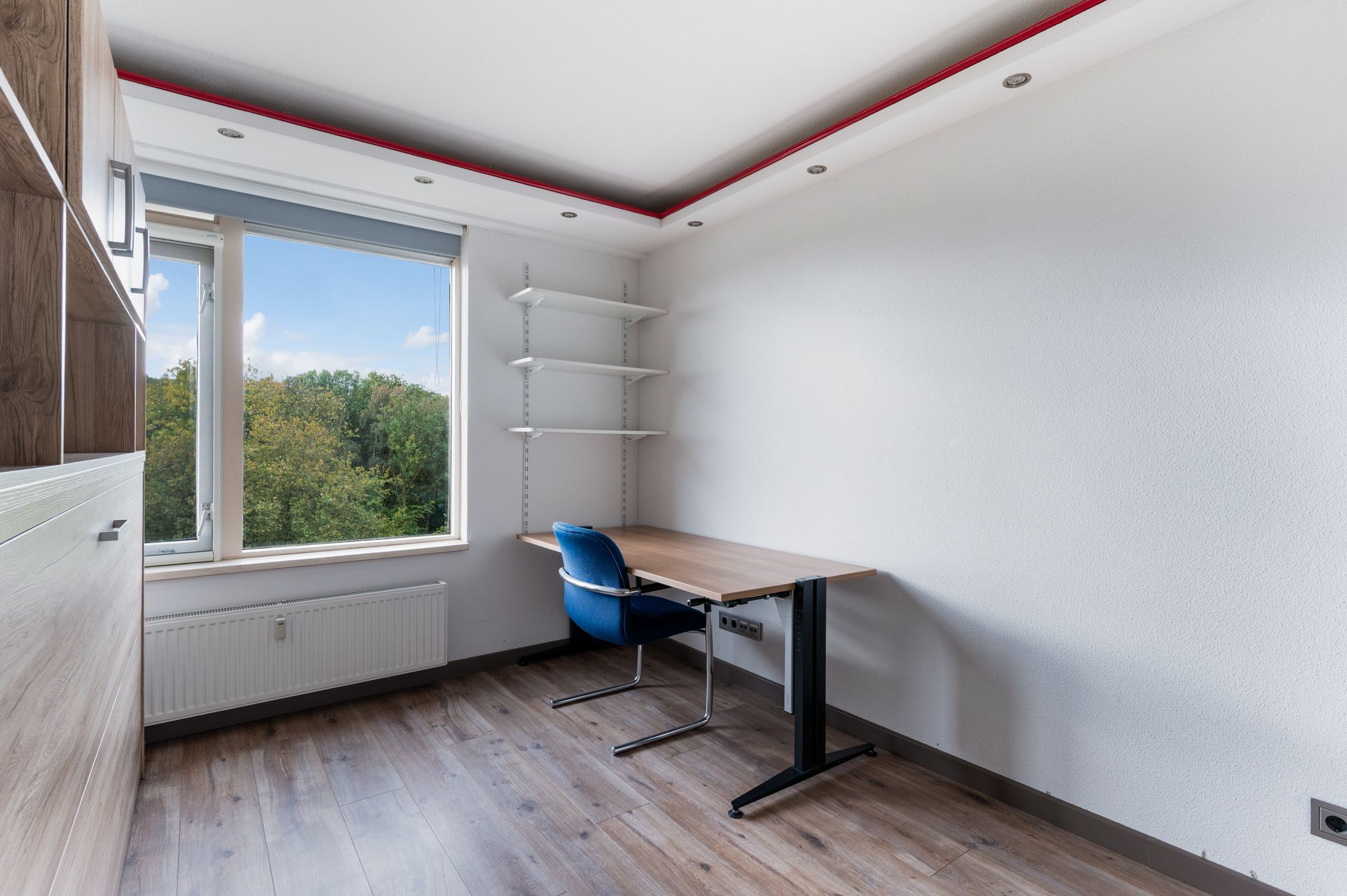 Foto 21 van Edmond Hellenraadstraat 57