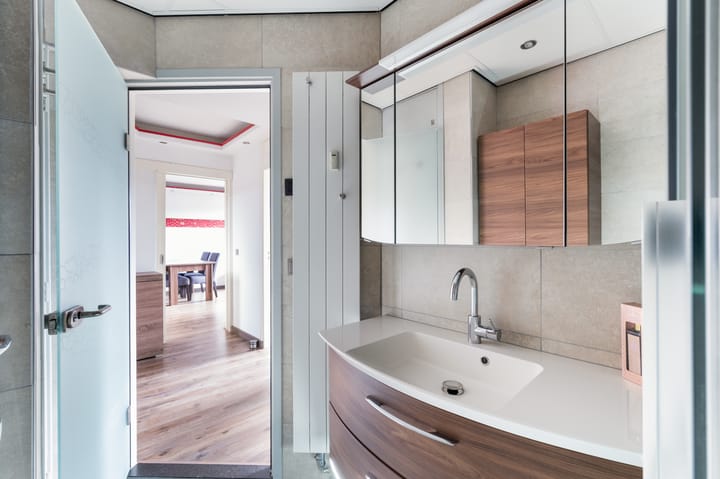 Foto 24 van Edmond Hellenraadstraat 57