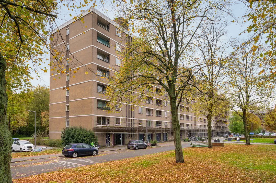 Foto 28 van Edmond Hellenraadstraat 57