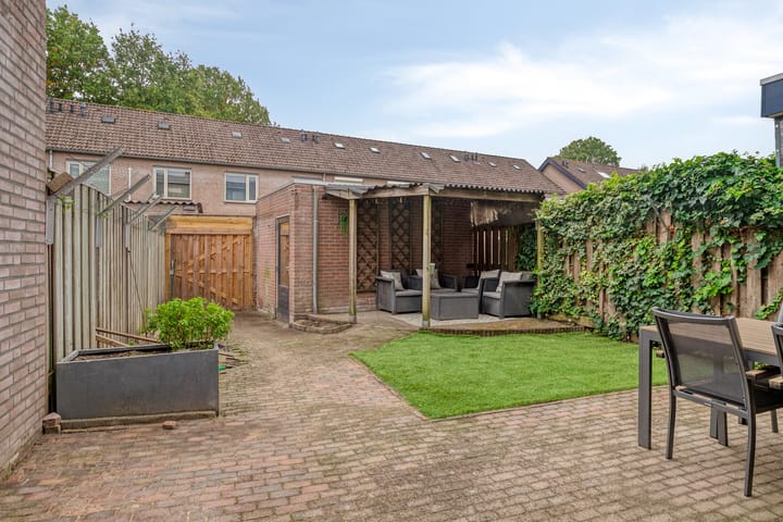 Foto 13 van Hoefsmidwei 48