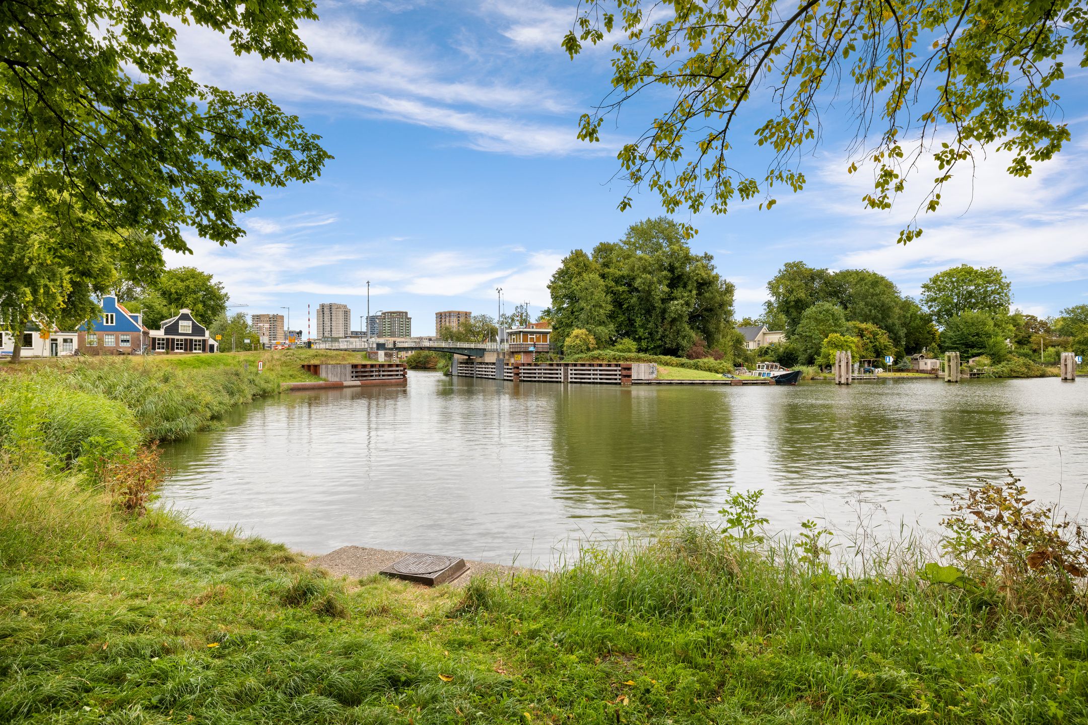 Foto 75 van Buiksloterdijk 296