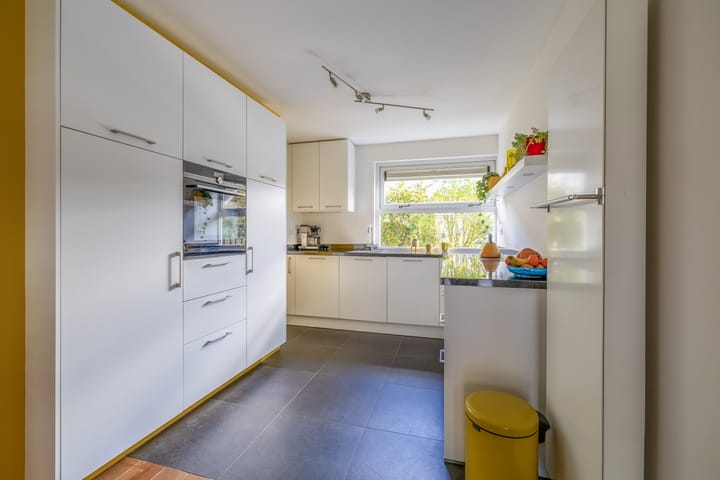 Foto 16 van Nienke van Hichtumstraat 28