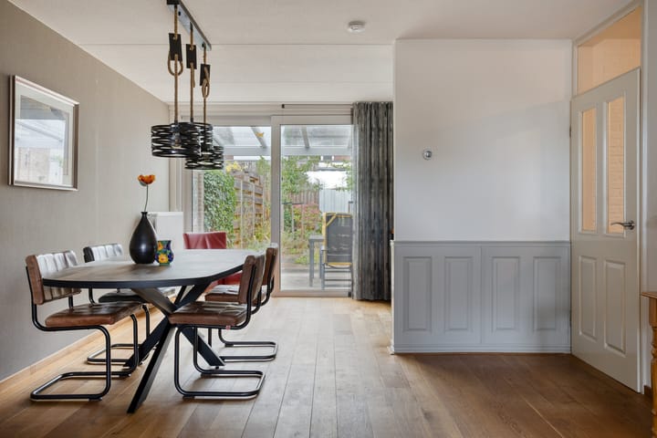 Photo 10 of J.van Wassenaerstraat 14