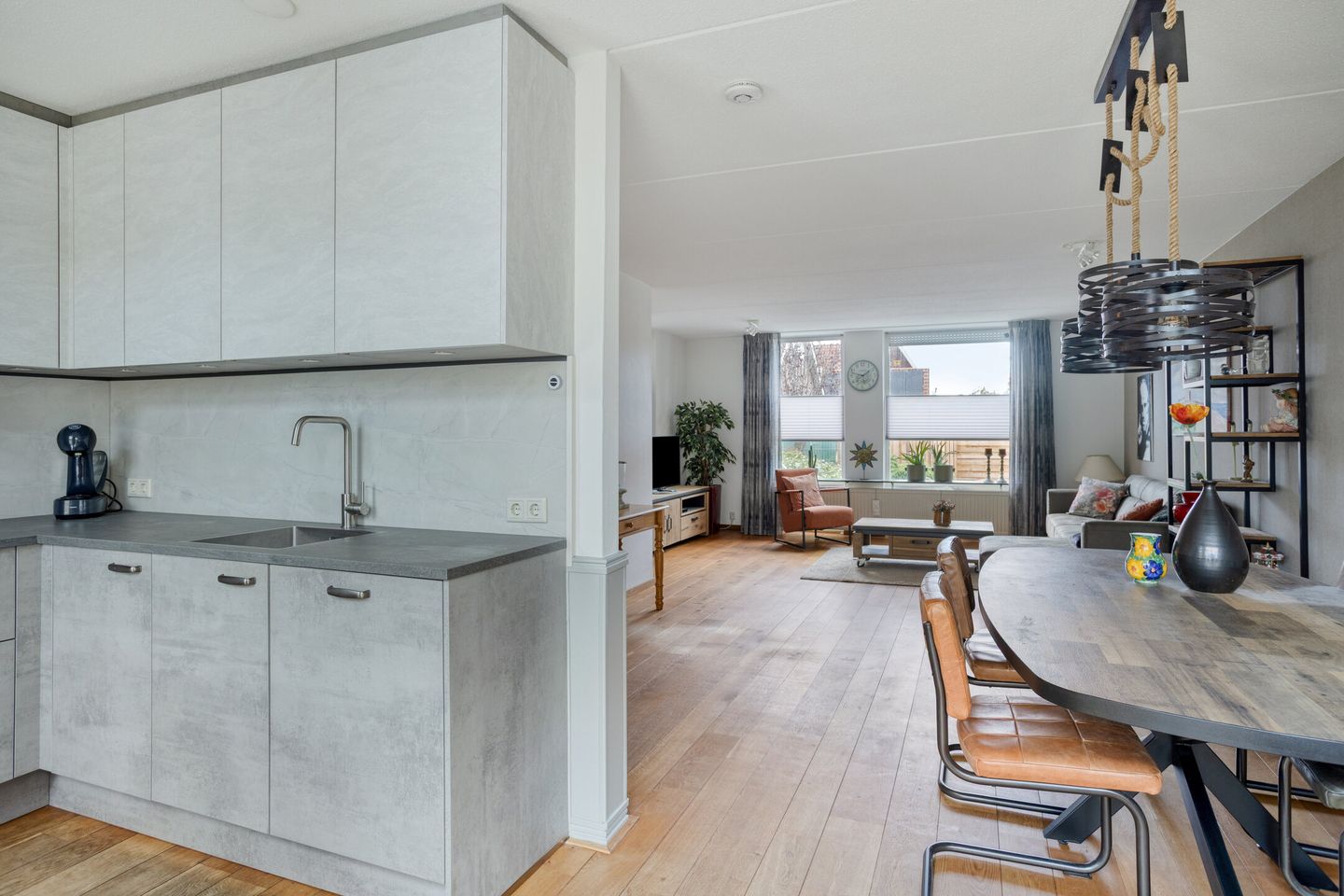 Foto 14 van J.van Wassenaerstraat 14