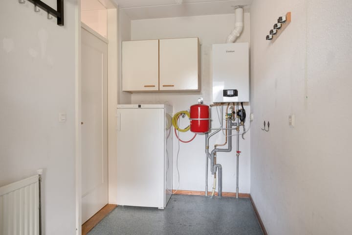 Photo 19 of J.van Wassenaerstraat 14