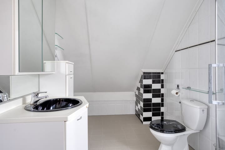 Photo 25 of J.van Wassenaerstraat 14