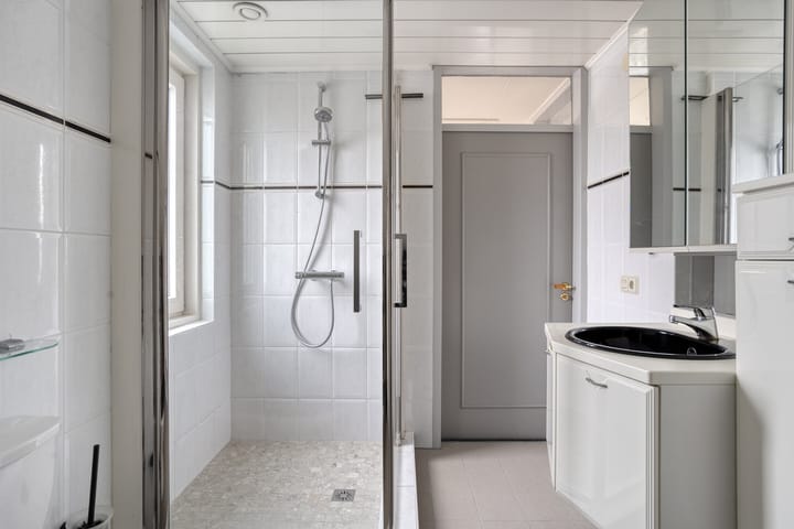 Photo 26 of J.van Wassenaerstraat 14