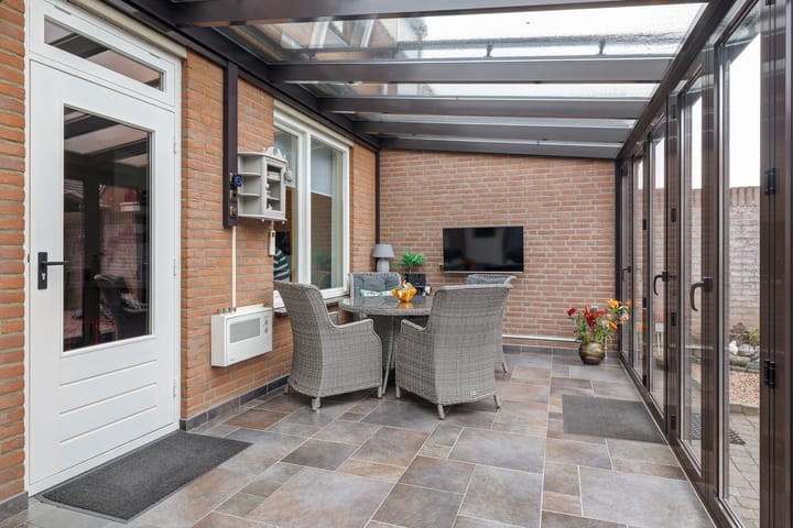 Photo 11 of Veldstraat 7