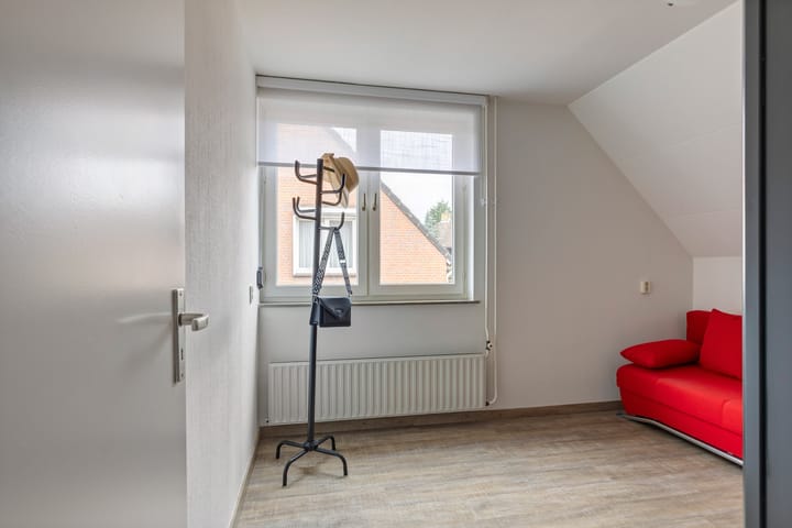 Photo 20 of Veldstraat 7