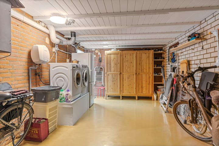 Photo 32 of Veldstraat 7