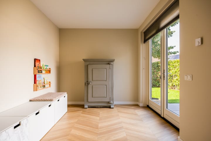 Foto 21 van Karel Glastra van Loonstraat 25