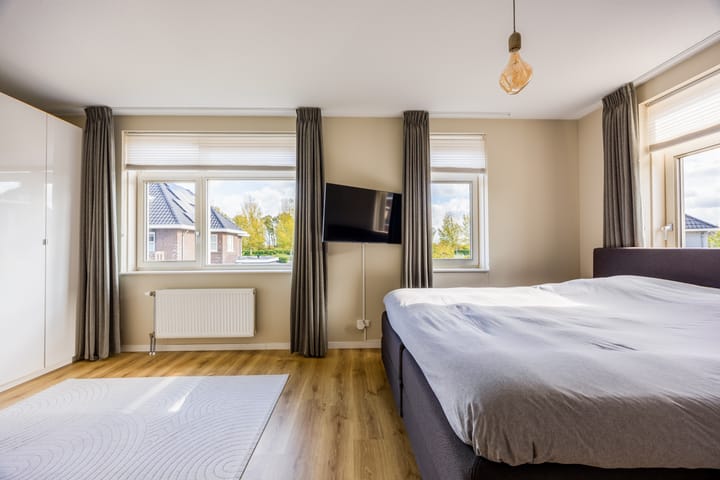 Foto 35 van Karel Glastra van Loonstraat 25