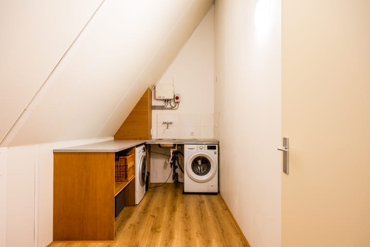 Foto 39 van Karel Glastra van Loonstraat 25