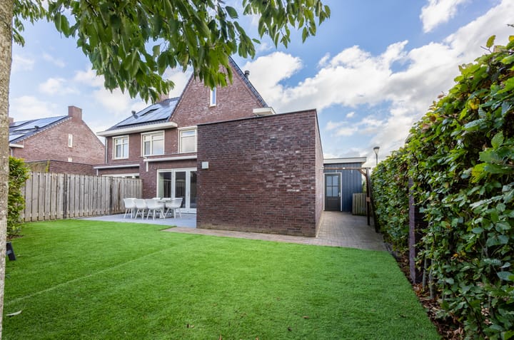 Foto 50 van Karel Glastra van Loonstraat 25