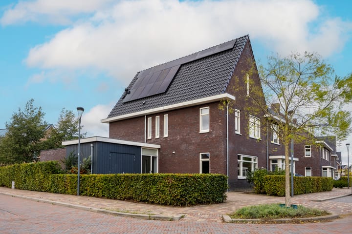 Foto 51 van Karel Glastra van Loonstraat 25