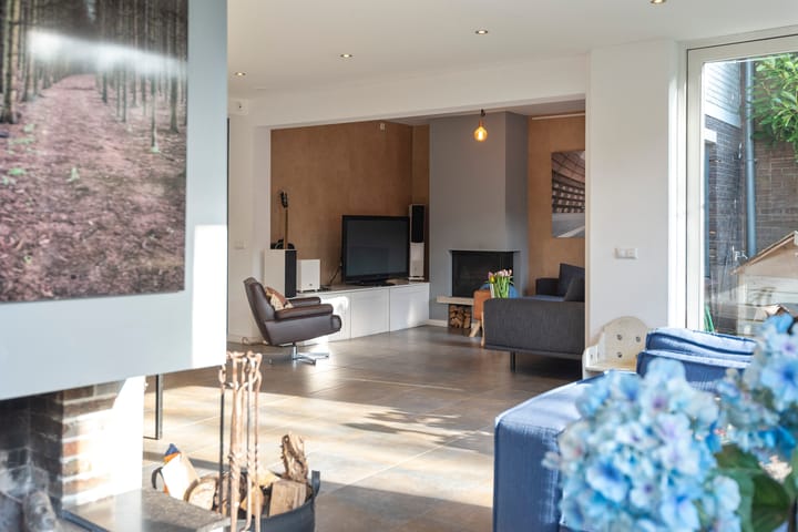 Photo 23 of Van Hogendorpstraat 47