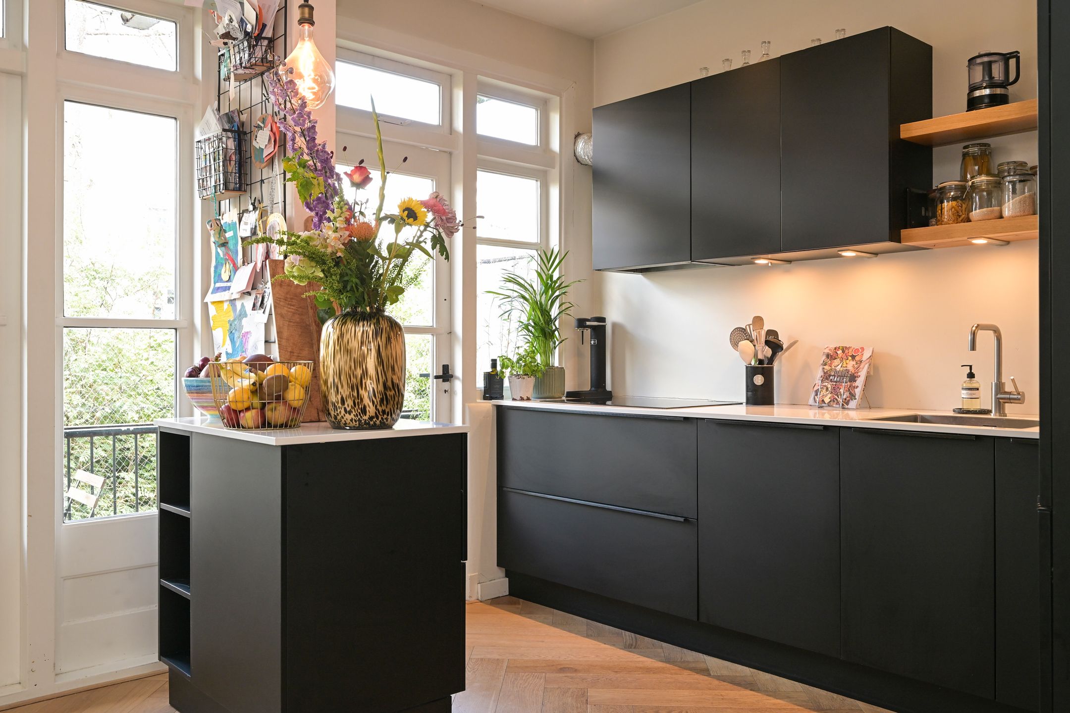 Photo 9 of Weissenbruchstraat 348