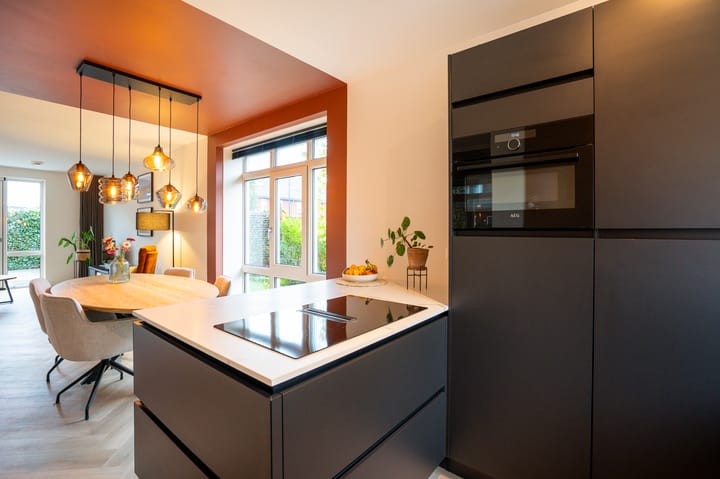 Foto 13 van Suzanna van Oostdijkstraat 2