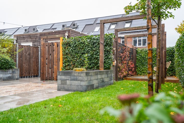 Foto 40 van Suzanna van Oostdijkstraat 2