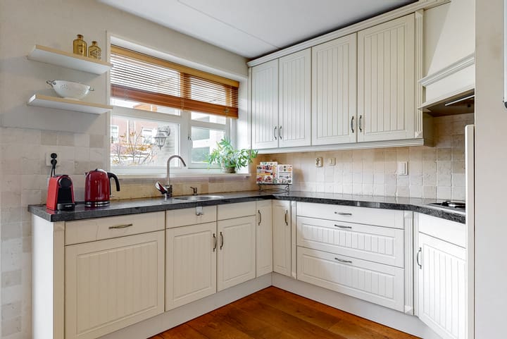 Photo 11 of Matissehof 100