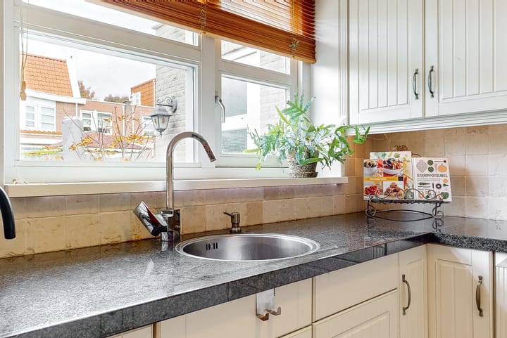 Photo 12 of Matissehof 100