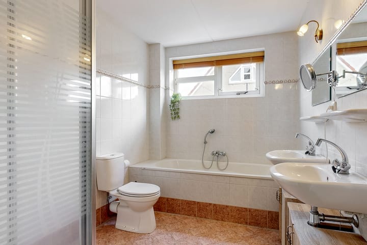 Photo 24 of Matissehof 100