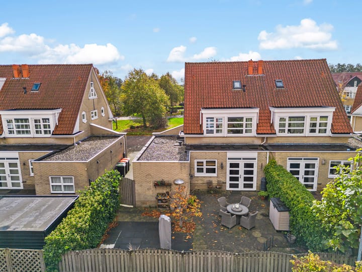 Photo 38 of Matissehof 100