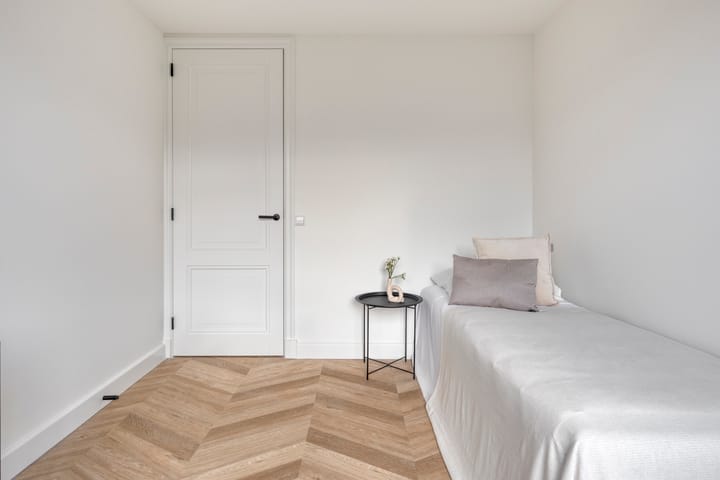 Photo 27 of Valkenburgerstraat 211