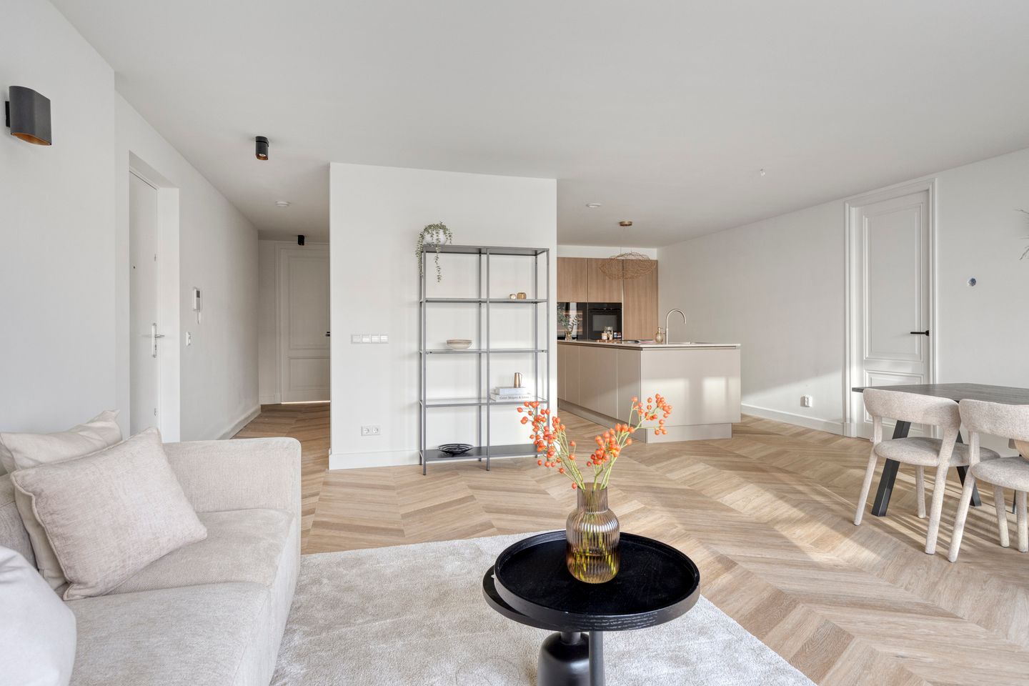 Photo 1 of Valkenburgerstraat 211