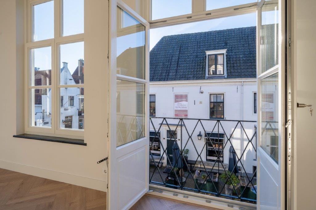 Foto 8 van Marktstraat 37