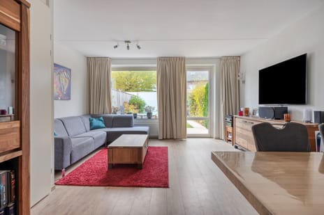 Schoolpad 73 tertiary image