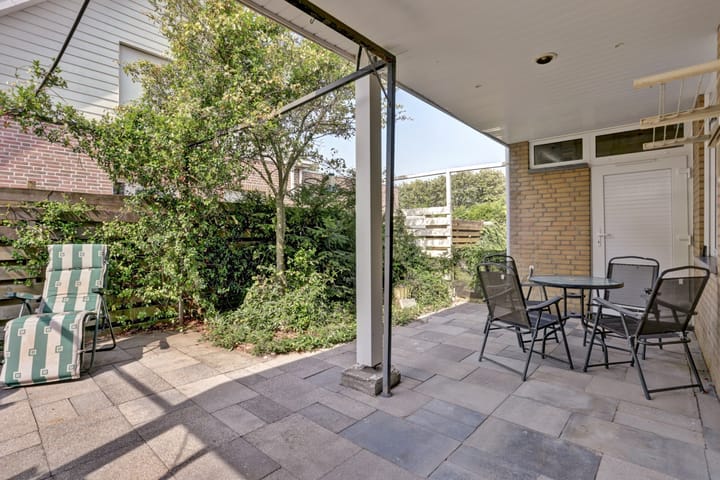 Foto 18 van Rozenstraat 1