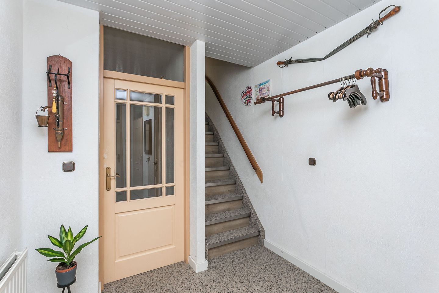 Photo 4 of Klingbemden 133