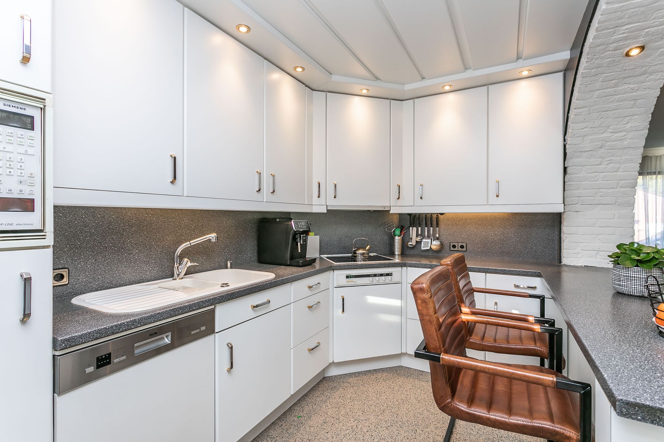 Photo 15 of Klingbemden 133